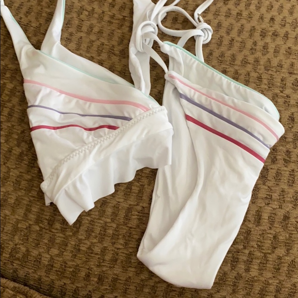 Ruffle bikini - Picture 5 of 5